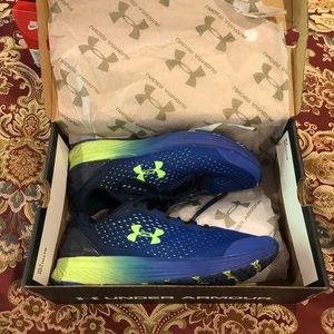 Under Armour BGS Charged Bandit size 5.5